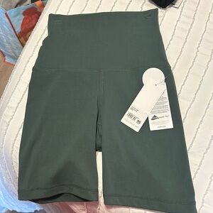 2 PAIRS: Yogalicious everyday 7” short in dark forest and black NWT